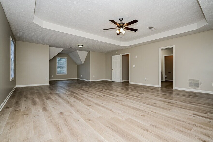 Building Photo - 2088 Strang Blvd