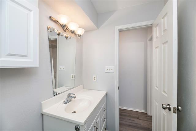 Building Photo - 6433 Westridge Dr