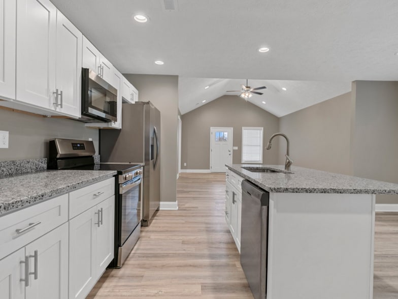 Building Photo - 1346 Rhythm Ln