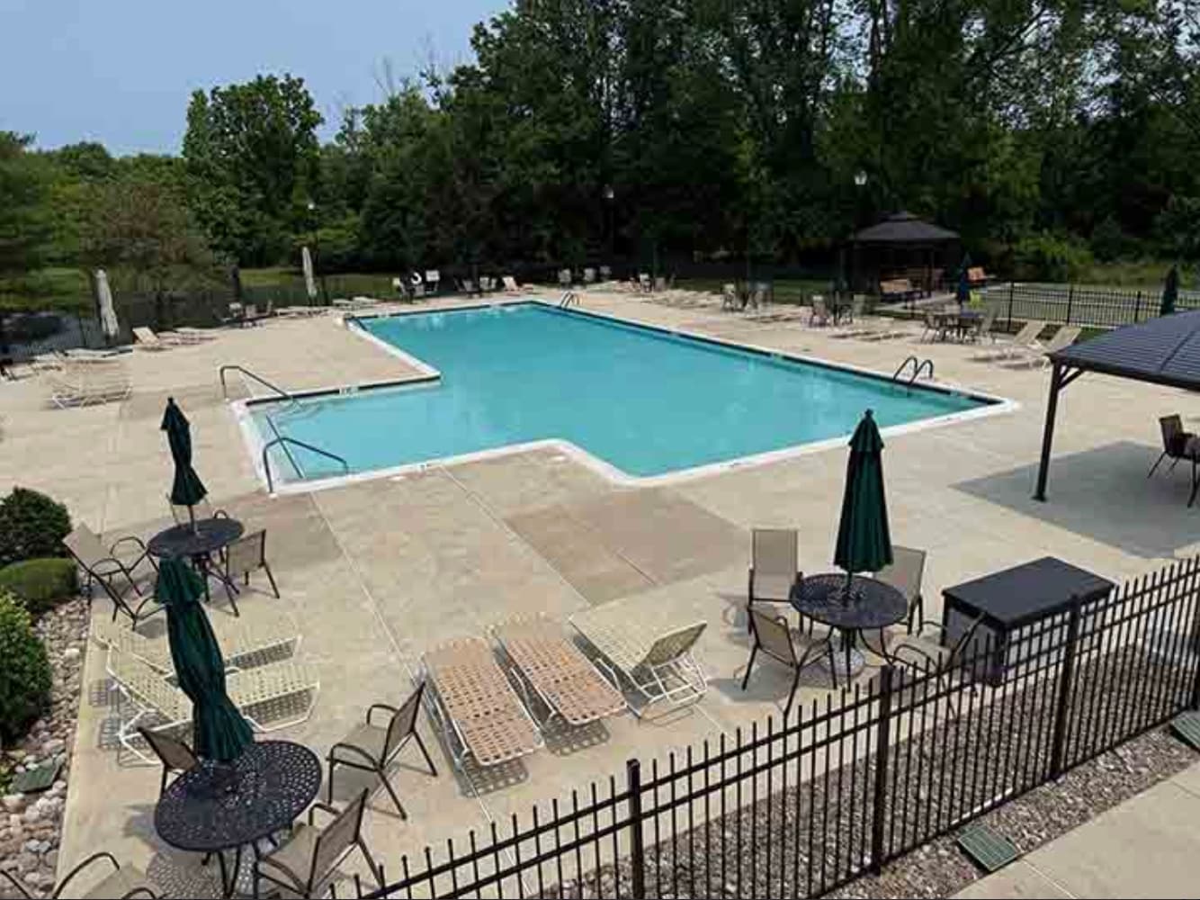 Building Photo - 950 Nathaniel Trl