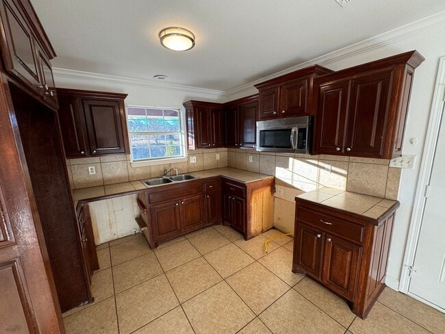 Building Photo - **Available Now...Never Have to Move Again! Don’t Miss Out…This Home Will Go Fast!**