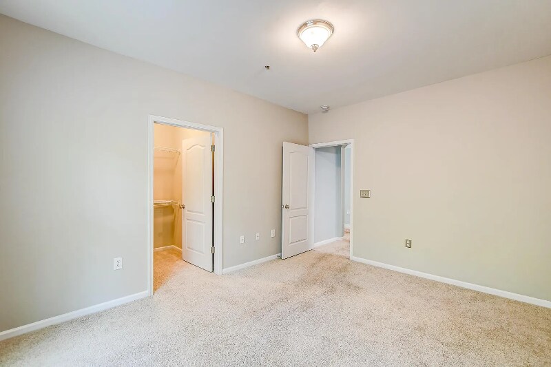 Building Photo - 2233 Egret Crest Ln