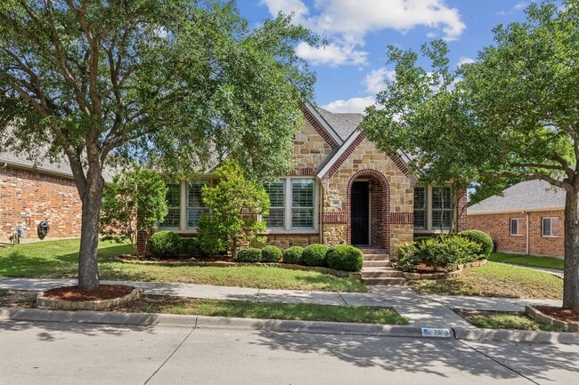 Building Photo - Elegant Living in Fountain Ridge – A Seren...