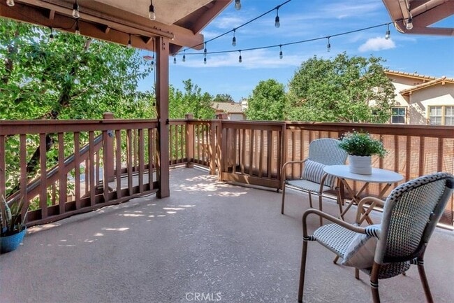 Building Photo - 38 Abrigo