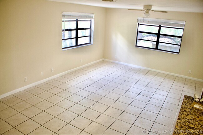 Building Photo - 10851 NW 45th St
