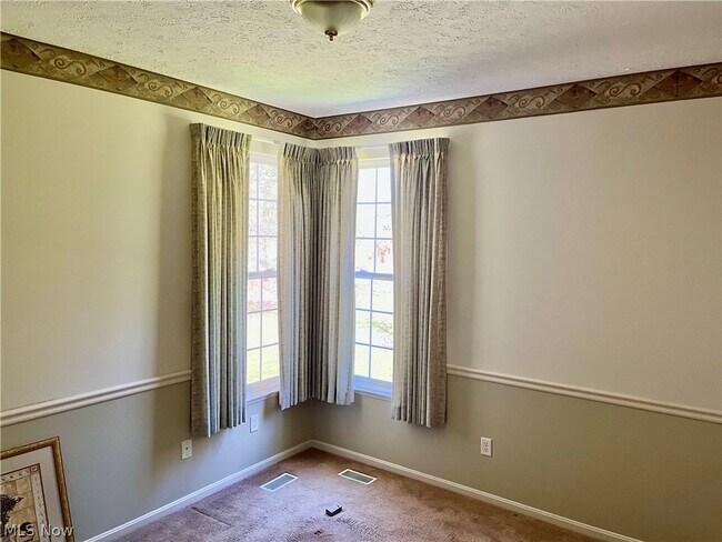 Building Photo - 2477 Crimson Dr