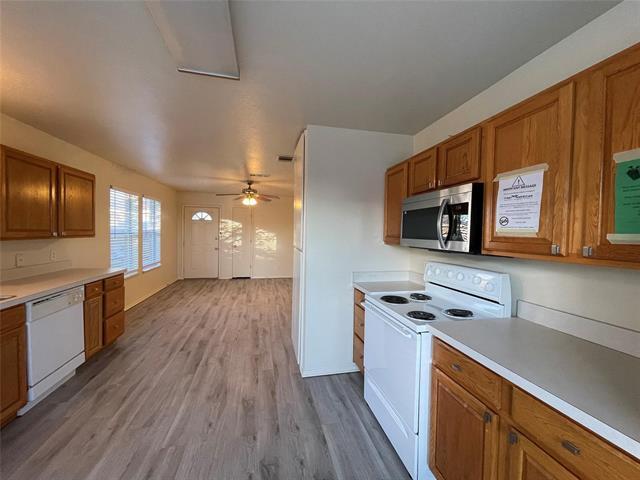 Building Photo - 121 Cambridge Dr