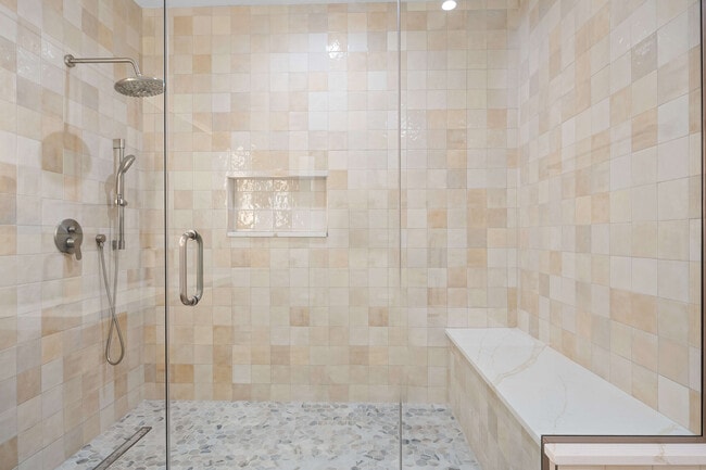 Building Photo - 4437 N Whipple St