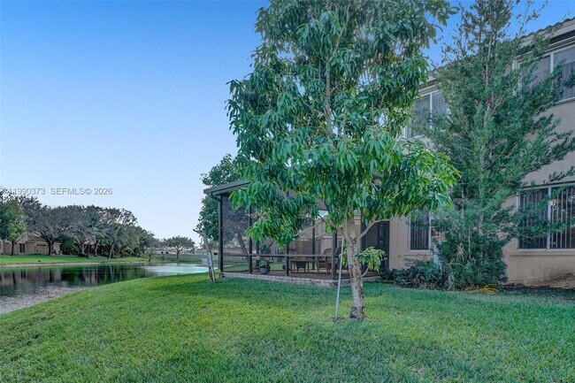 Building Photo - 1726 SW 110th Terrace