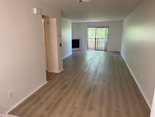 Building Photo - 18123 Erik Ct