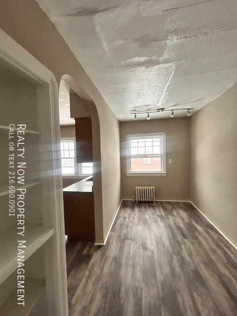 Building Photo - 3428 Superior Park Dr