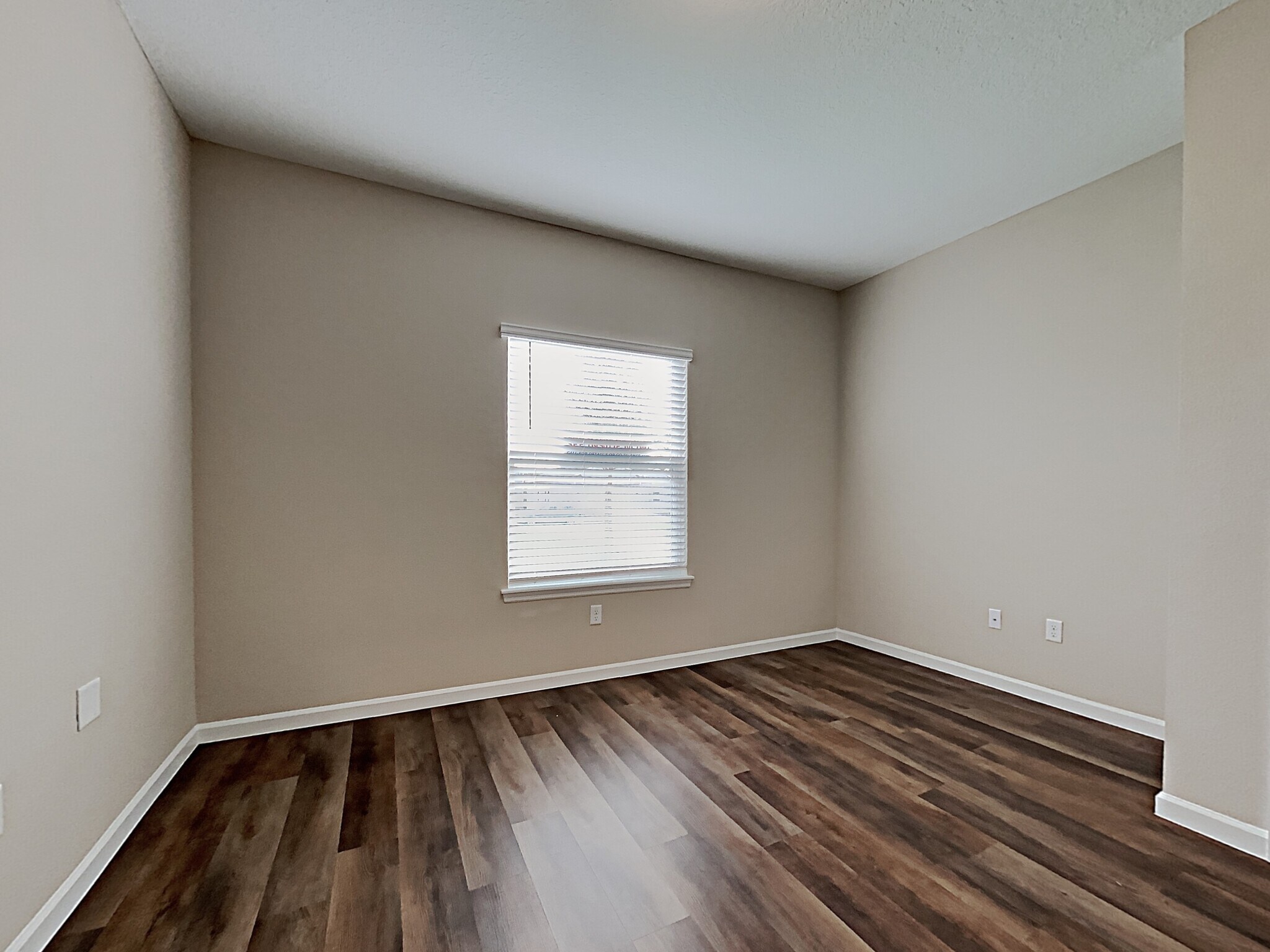 Building Photo - 123 Edge Pk Trl