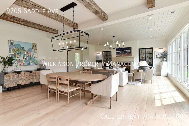 Building Photo - 9705 Saddle Ave