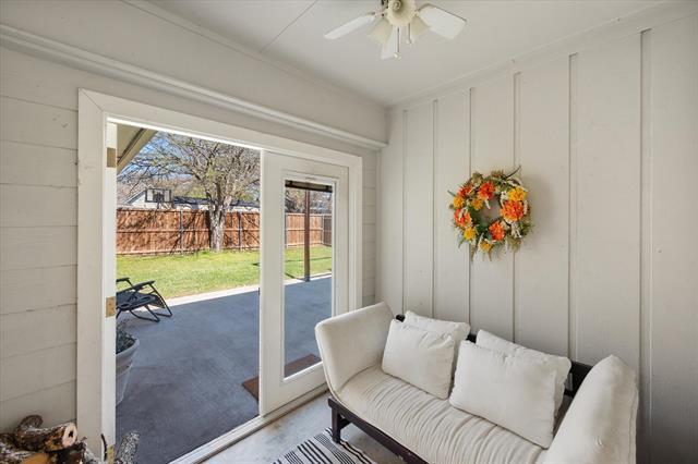 Building Photo - 1415 Moss Rose Cir