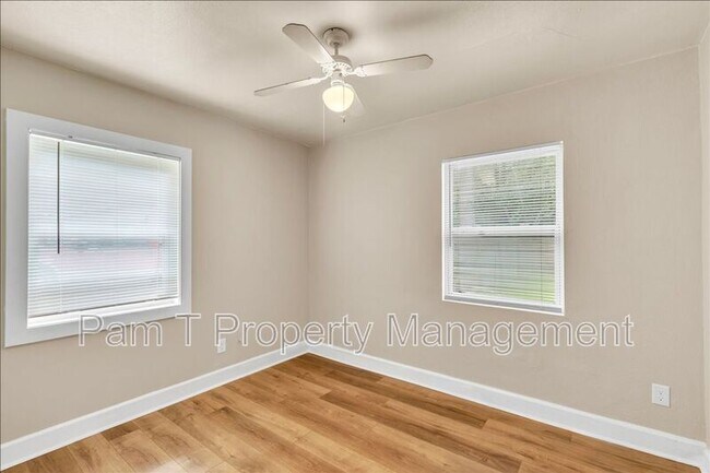 Building Photo - 9159 Ferguson Ave