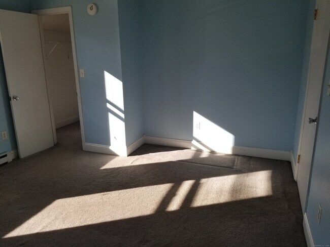 Building Photo - 1 Abbott Rd