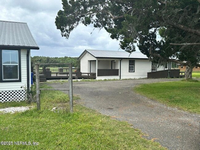 Building Photo - 9465 Cowpen Branch Rd