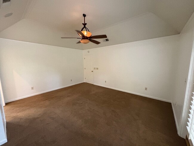 Building Photo - Entertainer delight rental home located in ''The Lakes'' subdivision Coming soon *Private Showing...