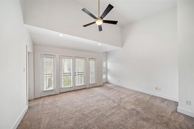 Building Photo - 4707 Caroline St