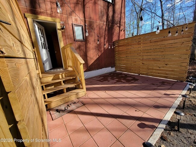 Building Photo - 353 Saunders Dr