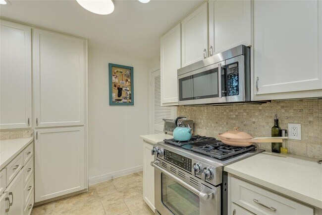 Building Photo - 1735 Spyglass Dr