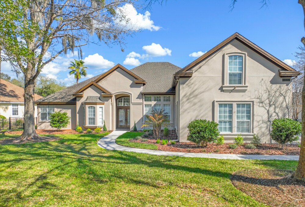 Building Photo - 10061 Vineyard Lake Rd E