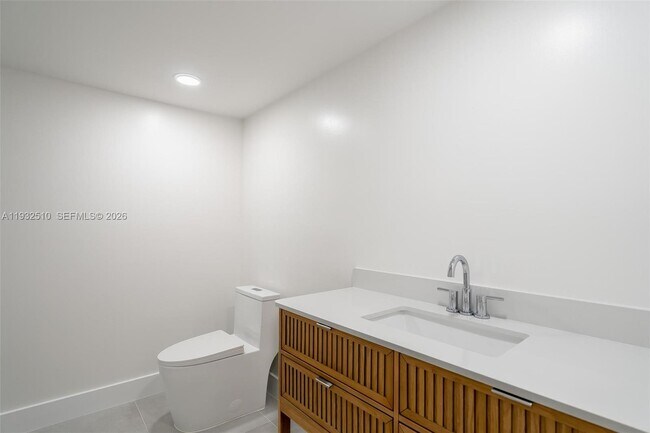 Building Photo - 8708 SW 79th Pl