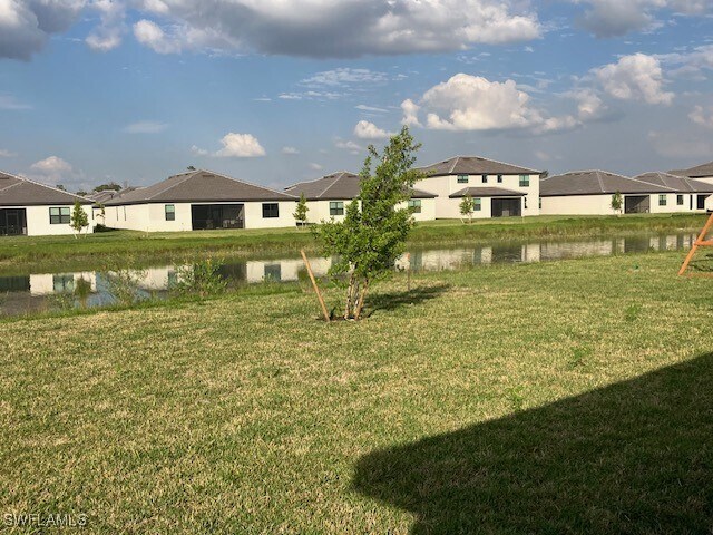 Building Photo - 13924 Hunter Oak Dr