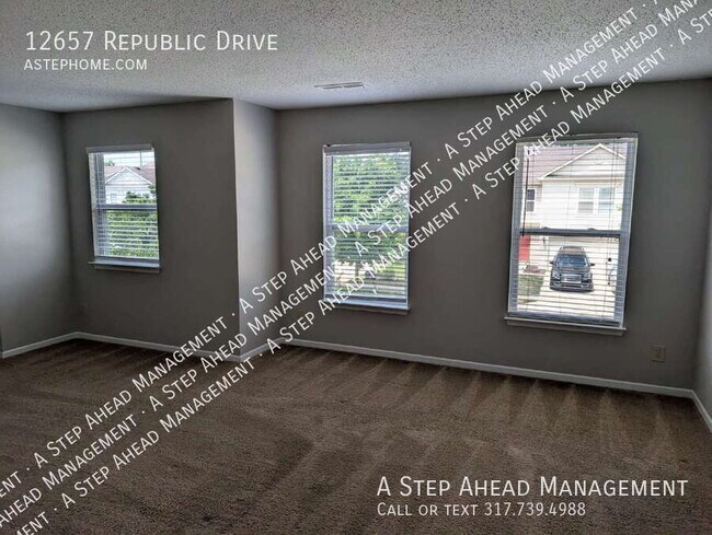Building Photo - 12657 Republic Dr