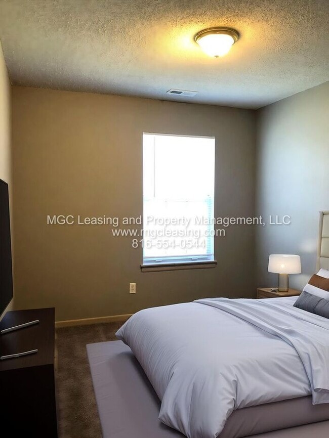 Building Photo - SOUTH GARDEN TOWNHOMES