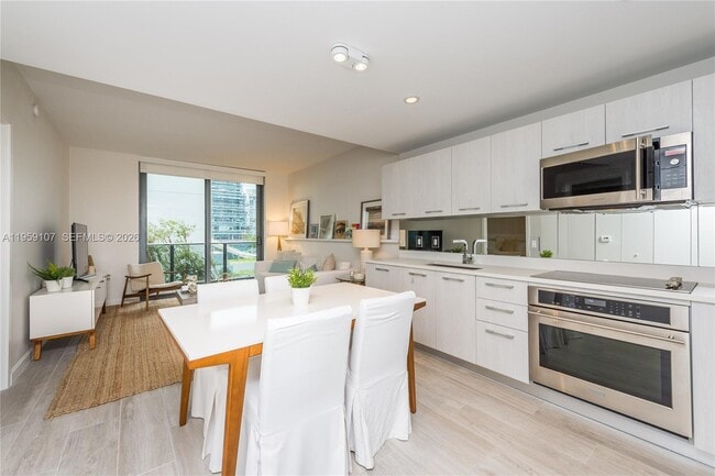 Building Photo - 55 SW 9th St