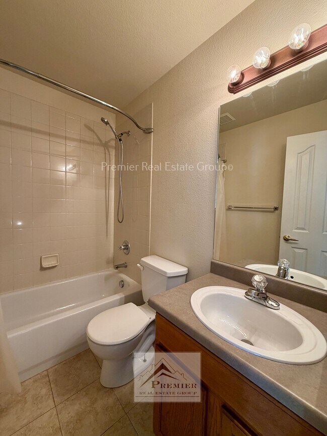 Building Photo - 2225 Stepping Stones Way