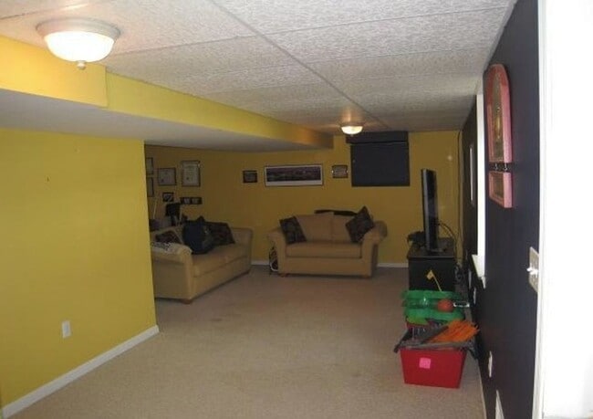 Building Photo - Beautiful 3 Bedroom, 2 Bath Home in Red Lion Schools!