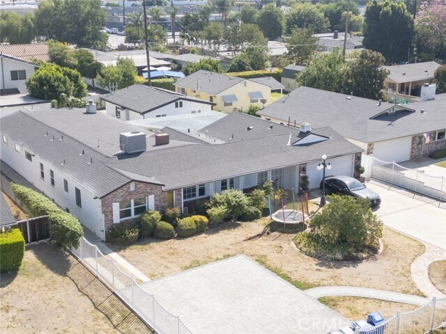 Building Photo - 7856 Paso Robles Ave