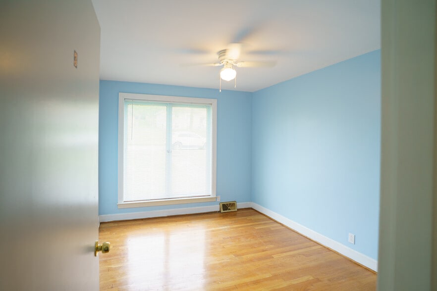 Bedroom #3 - 3503 Geneva Cir