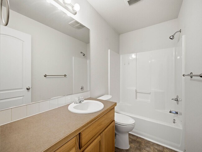 Building Photo - 527 Stoney Brook Rd