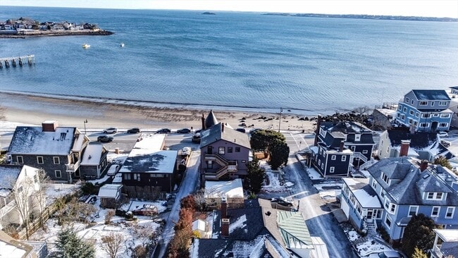 Building Photo - 322 Humphrey St