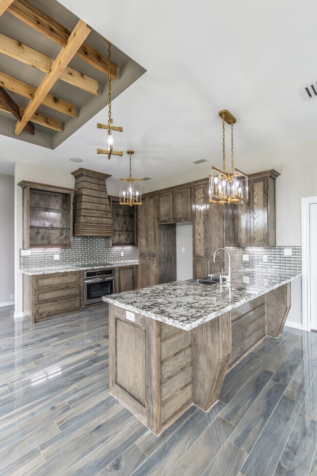 Building Photo - 10903 N 29th Ln