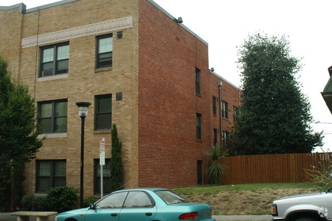 Building Photo - Grex Apartments