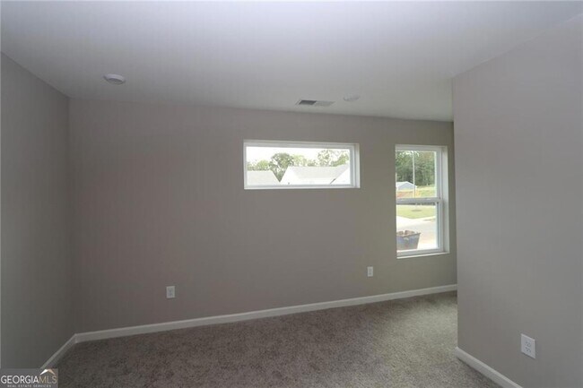 Building Photo - 334 Traminer Wy