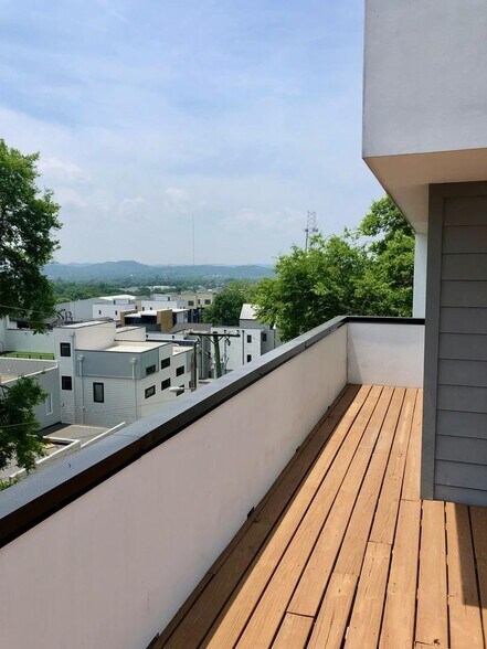 Georgeous Views of Nashville - 3308B Trevor St