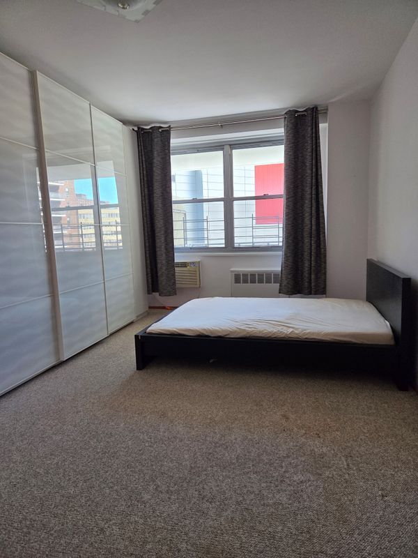 Building Photo - 61-25 97th St