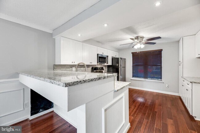 Building Photo - 1592 Lodge Pole Ct