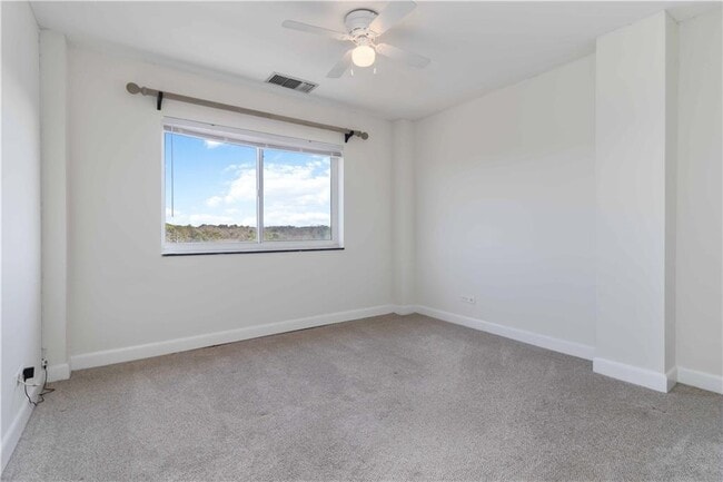 Building Photo - 1501 Clairmont Rd