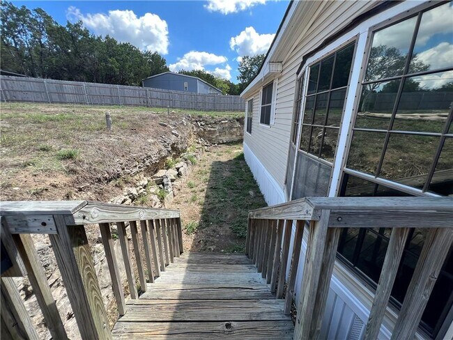Building Photo - 10808 Quail Valley Dr