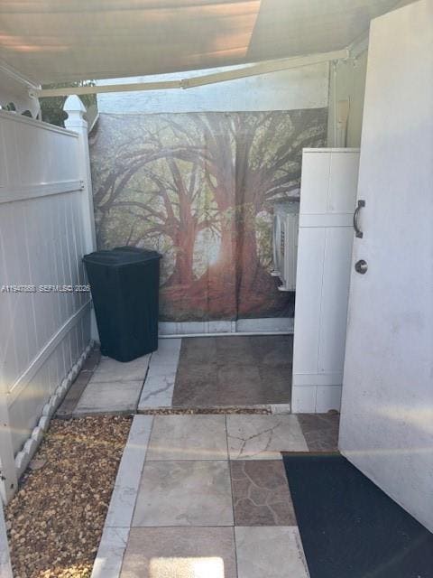 Building Photo - 640 E 30th St