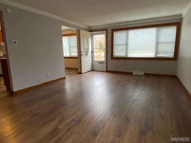 Building Photo - 5846 Sheridan Dr