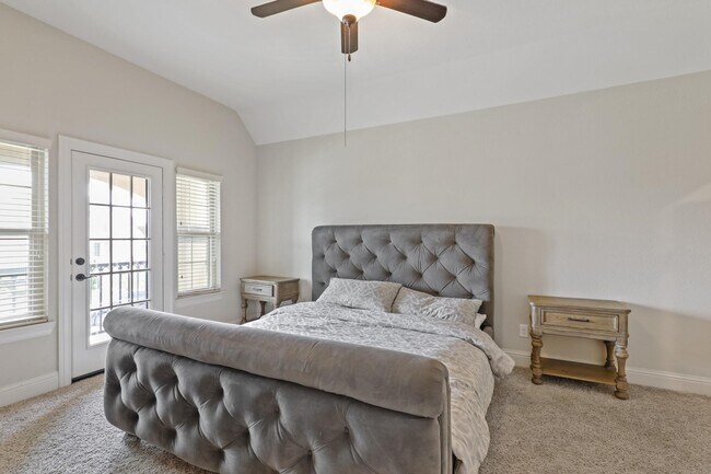 Building Photo - 5730 Balcones Ridge Ln