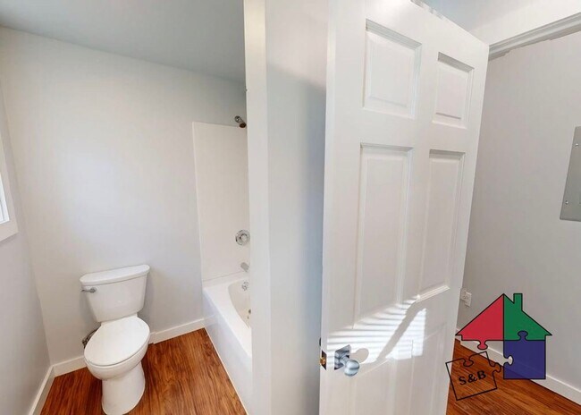 Building Photo - 33 Granite St