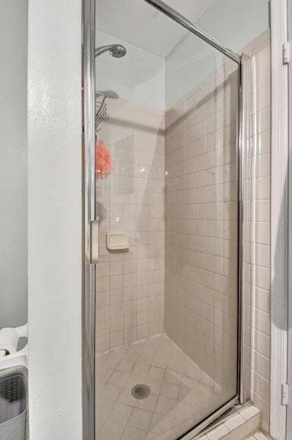 Building Photo - 7627 Courtyard Run W